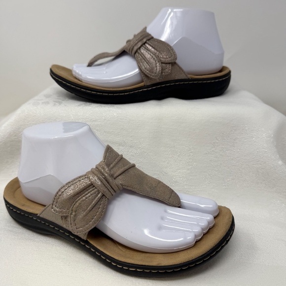 Clarks Collection Laurieann Rae Sandals Women’s Size 8M Taupe Metallic Comfort - Picture 15 of 15